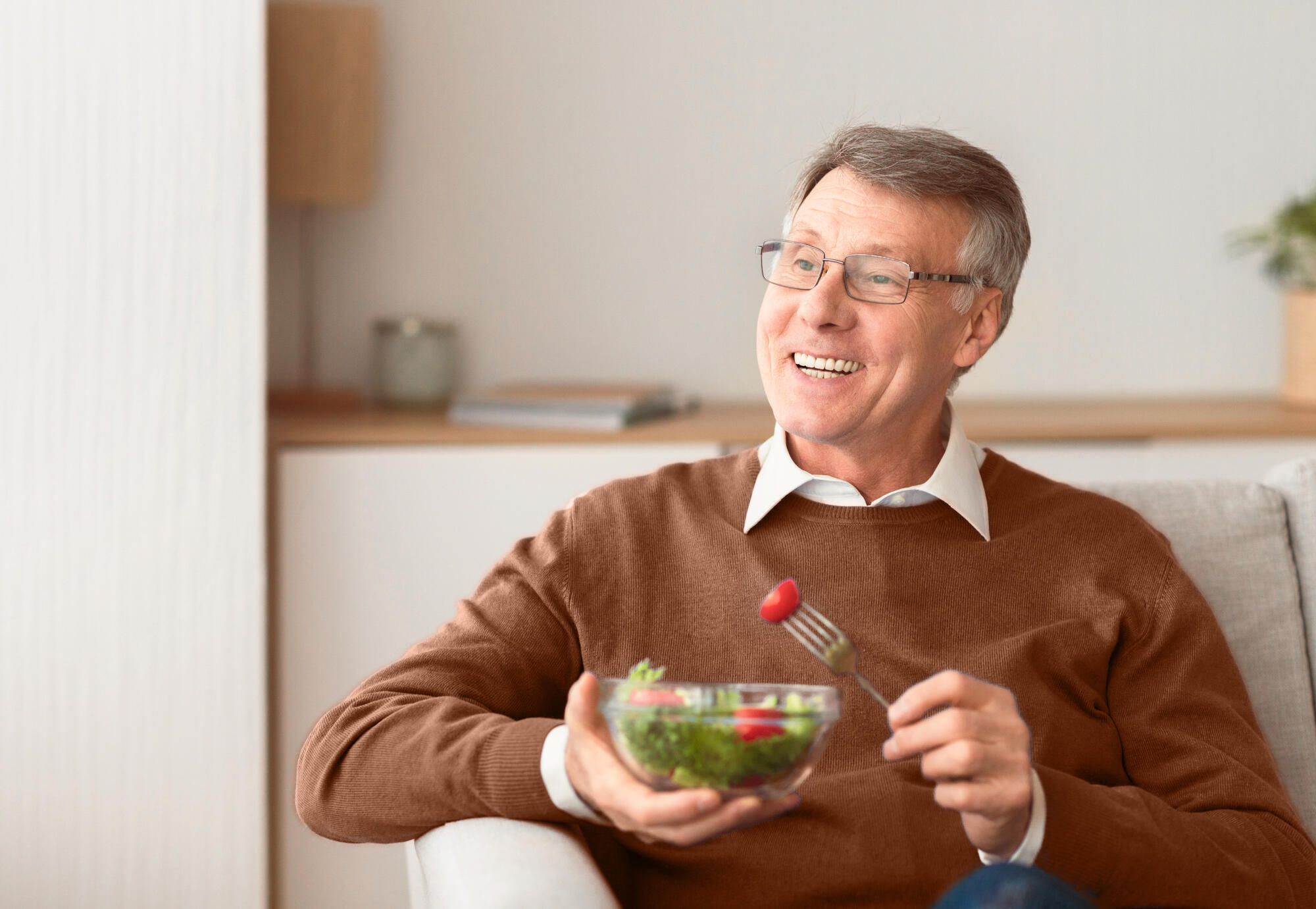 Loss of Appetite in Older Adults: What to Watch For and How to Support Wellness
